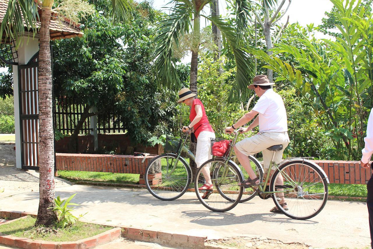 Tra Vinh Lodge Nguyet Hang Exteriör bild